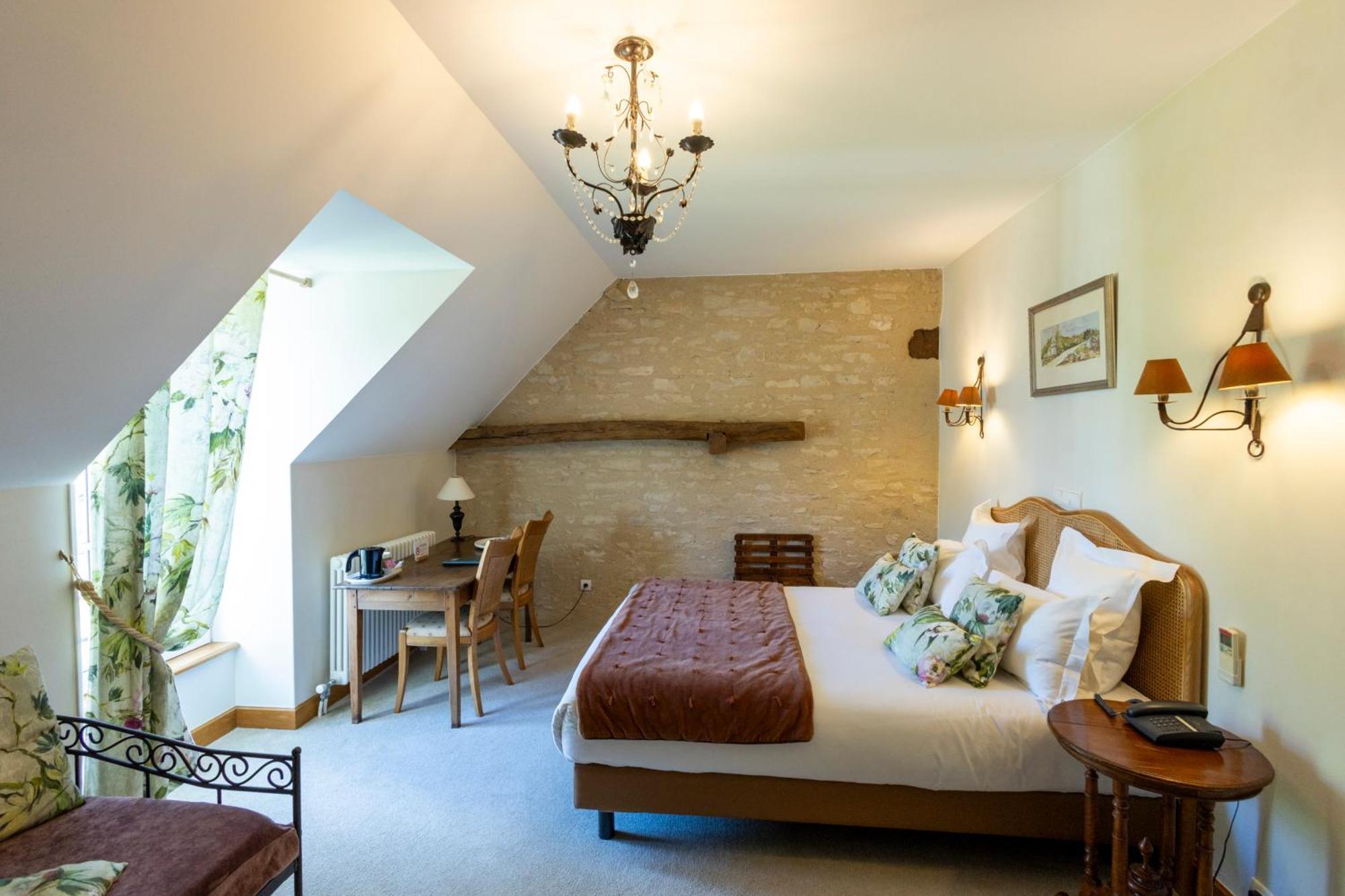 Le Clos Hotel 4*