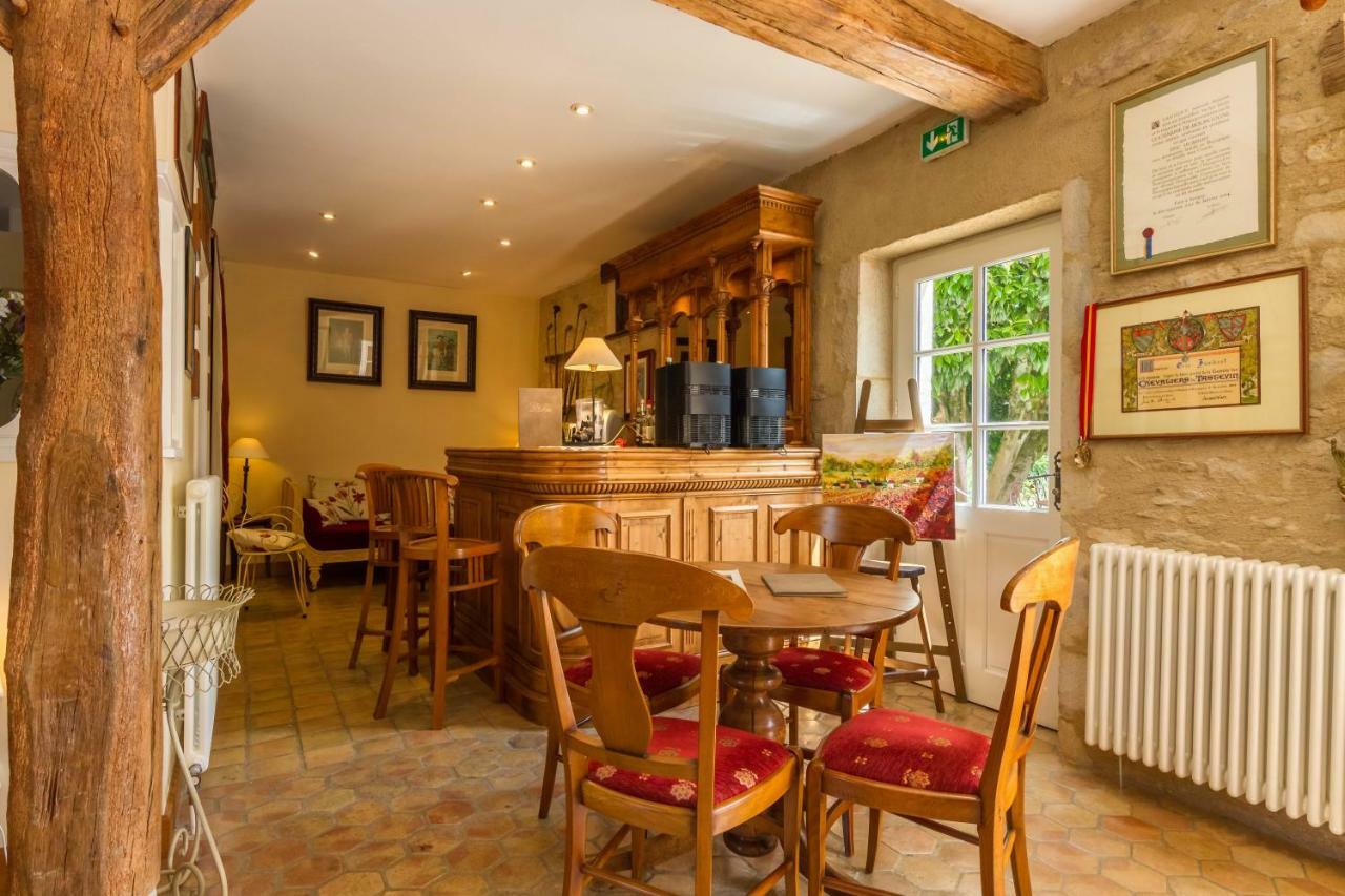 Le Clos Hotel 4*